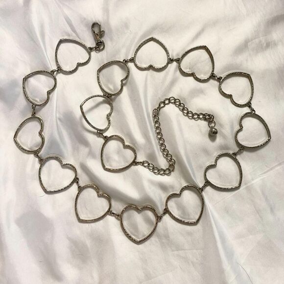Early 2000\'s Y2K Silver Heart Chainlink Waist Belts OS 39 - 49 \